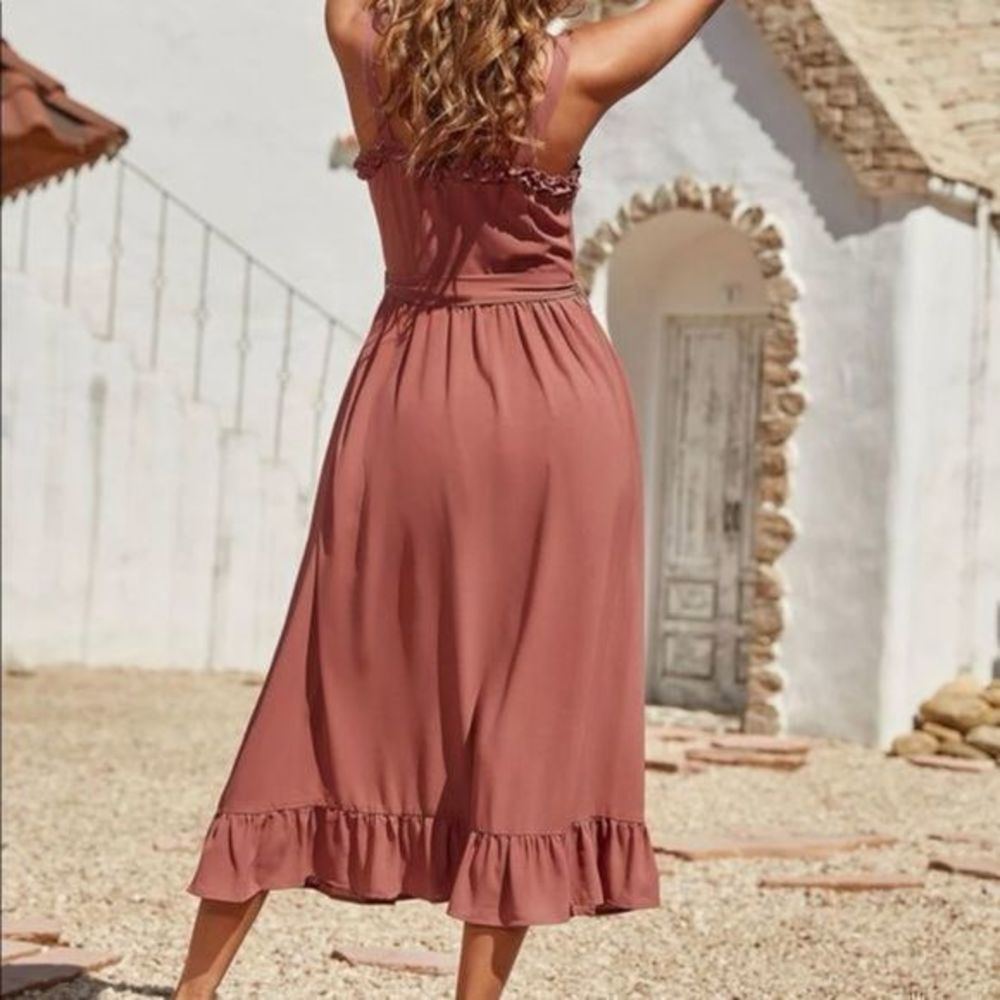 Ruffle midi dress size XS / New - Picture 2 of 4